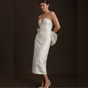 Perfect for brides and only worn once